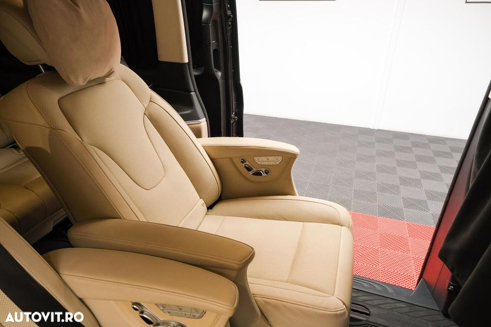 Mercedes-Benz V - 32