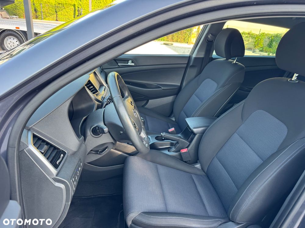Hyundai Tucson blue 1.6 GDi 2WD Intro Edition - 33
