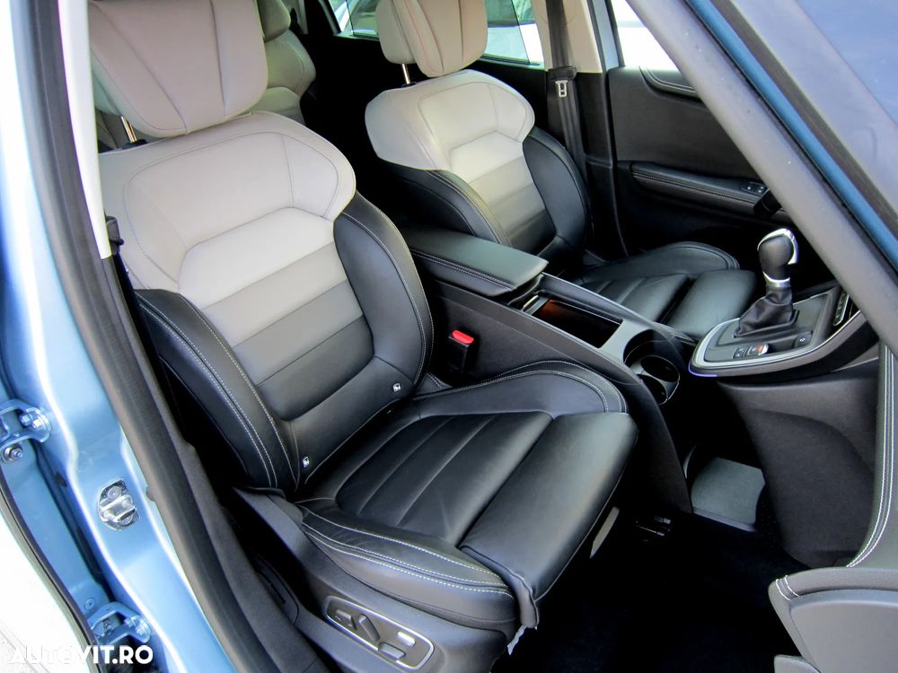 Renault Grand Scenic - 23