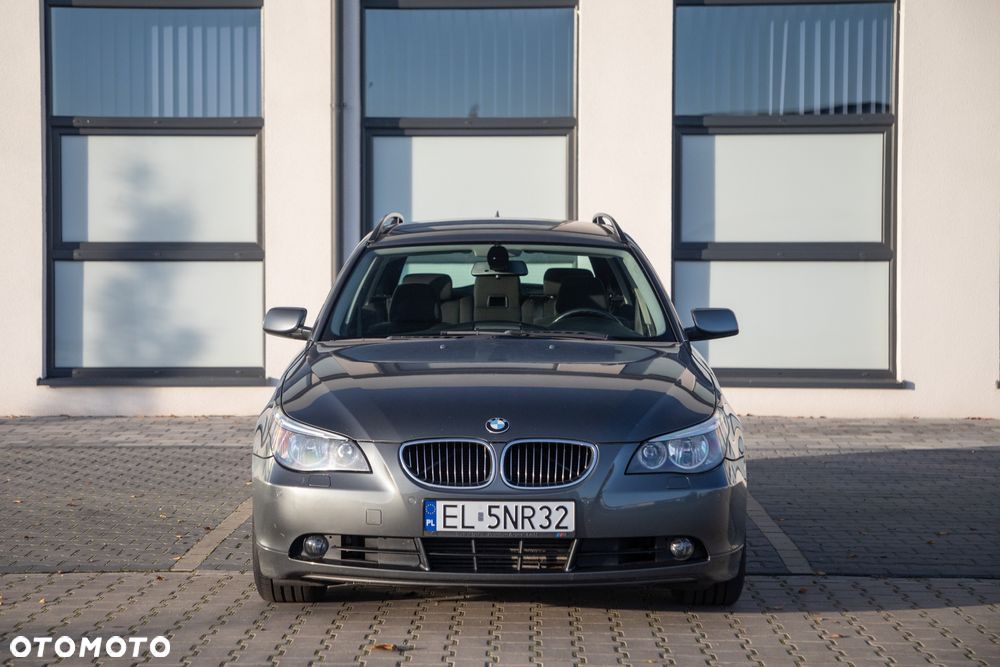 BMW Seria 5 525d - 2