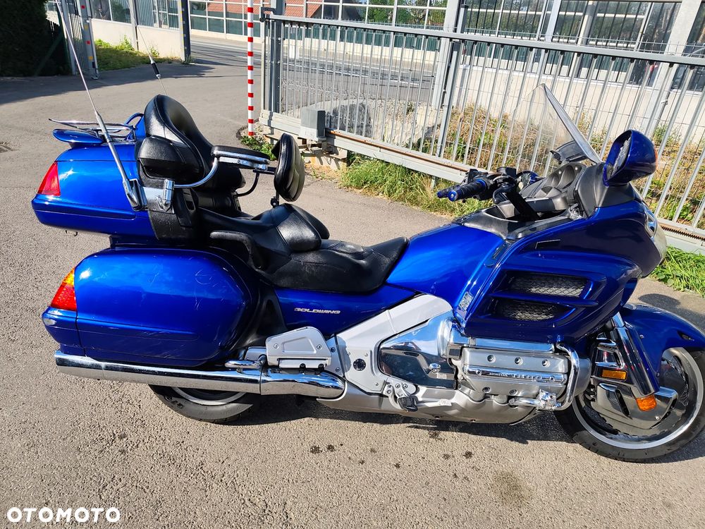 Honda GL - 24