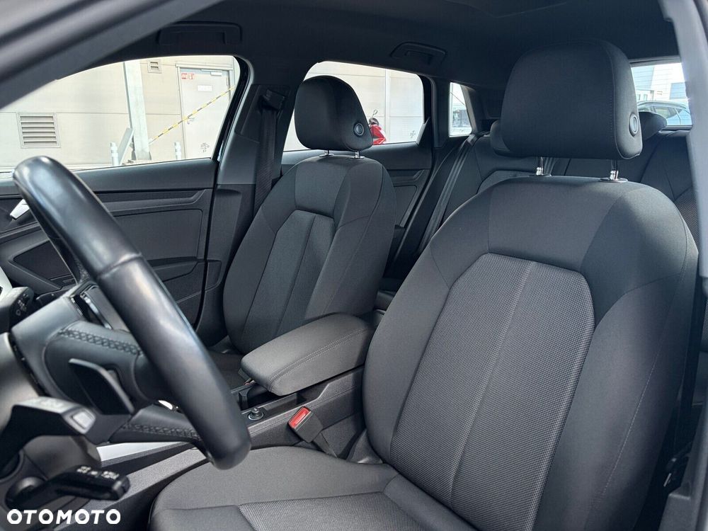 Audi A3 Sportback - 12