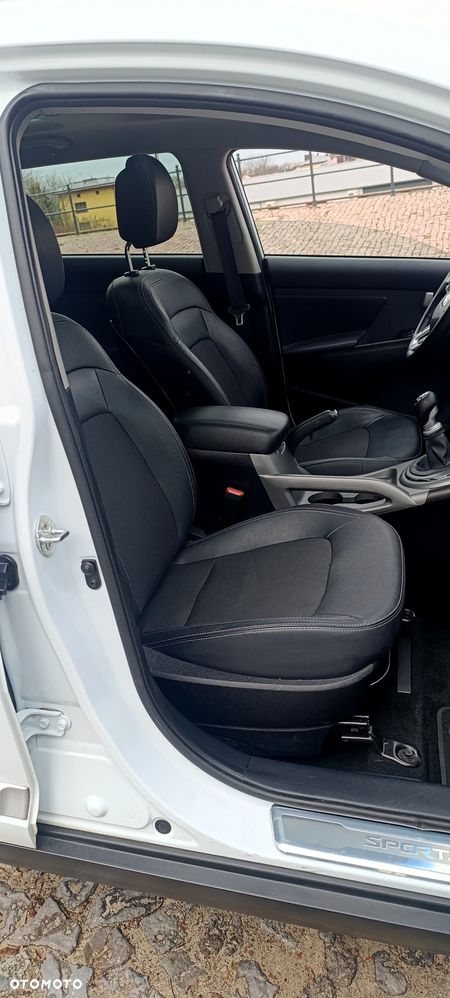 Kia Sportage 2.0 CRDI 2WD Spirit - 13