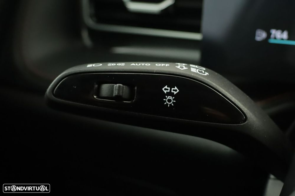 MG EHS 1.5 T-GDI Plug-in Hybrid Luxury - 17