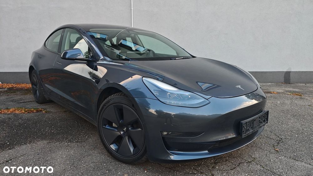 Tesla Model 3 Langstreckenbatterie Allradantrieb Dual Motor - 2