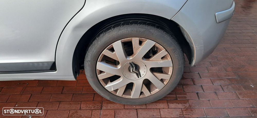 Citroën C4 1.6 HDi 110 SX - 3