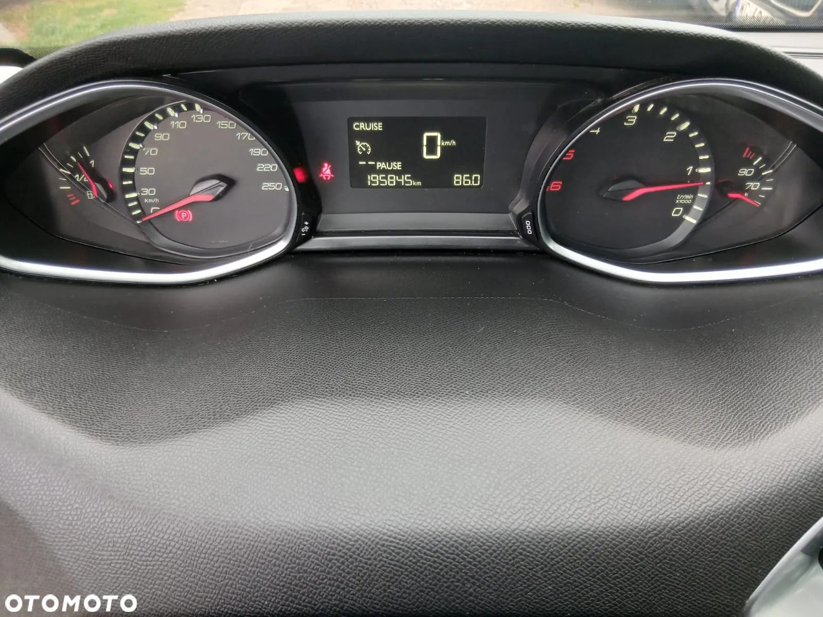 Peugeot 308 1.6 BlueHDi Business Line S&S - 24