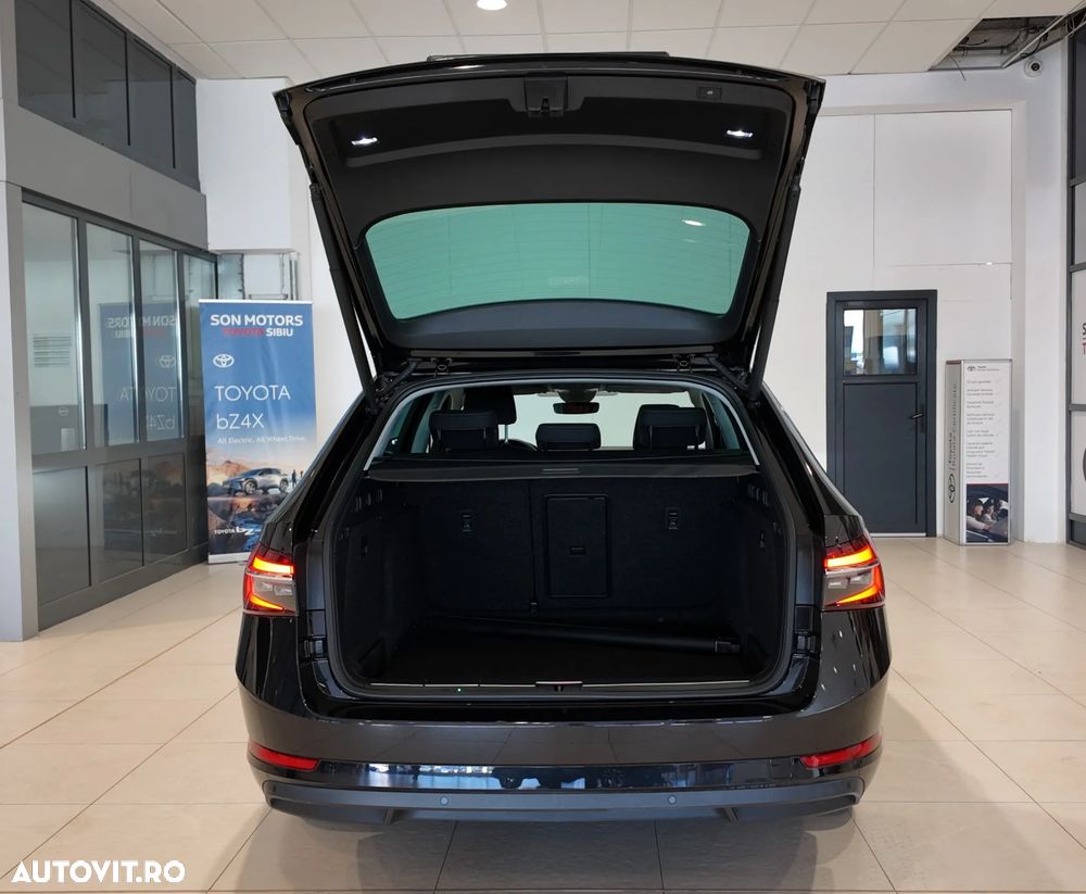 Skoda Superb 2.0 TDI DSG Ambition - 12