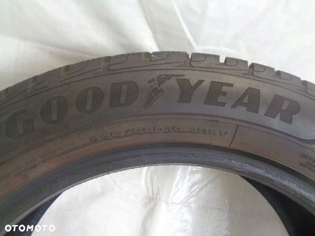 GOODYEAR ULTRAGRIP PERFORMANCE  SUV 235/55R19 105V - 9