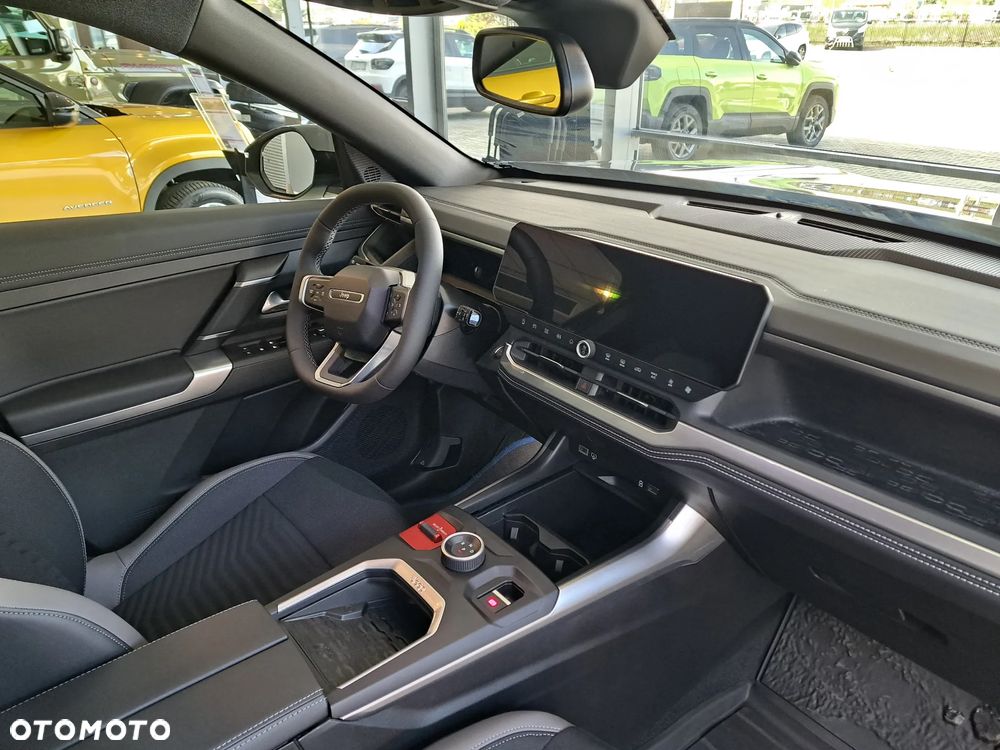 Jeep Compass 1.2 T3 mHEV First Edition FWD DCT - 10
