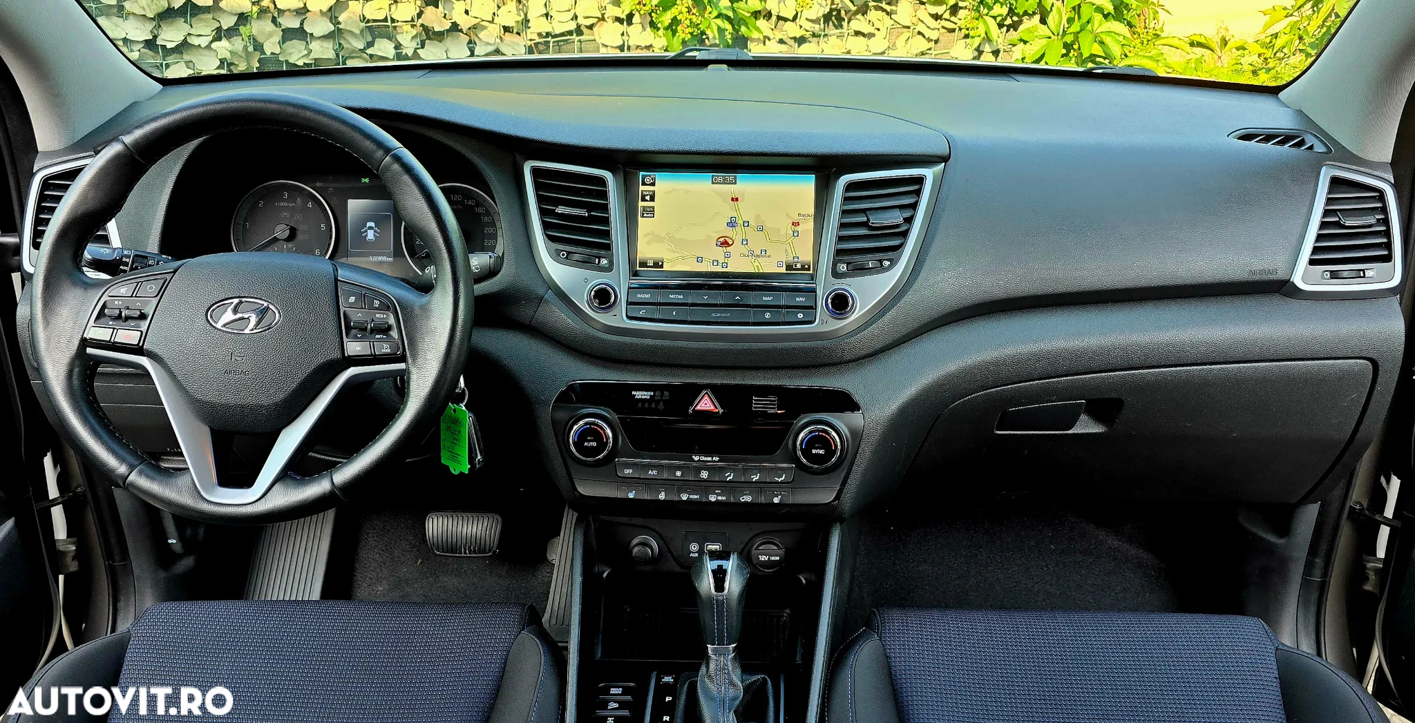 Hyundai Tucson 2.0 CRDI 4WD Automatik Advantage - 25