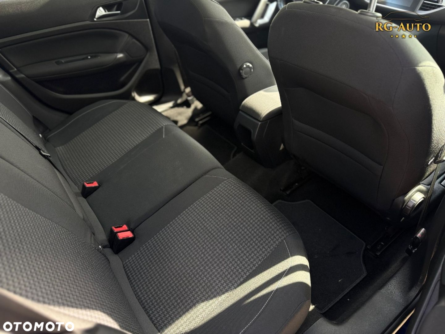 Peugeot 308 - 30