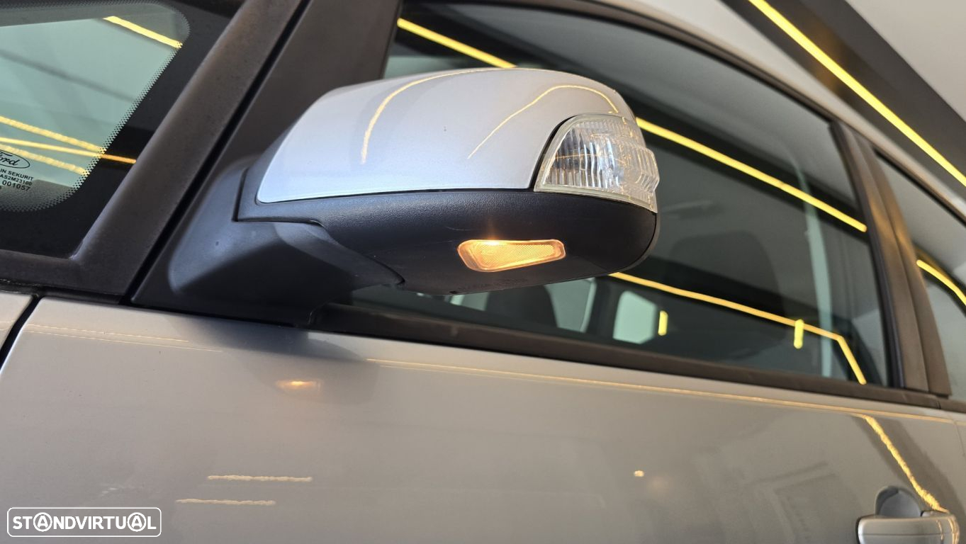 Ford Focus C-Max 1.6 TDCi Ghia - 24