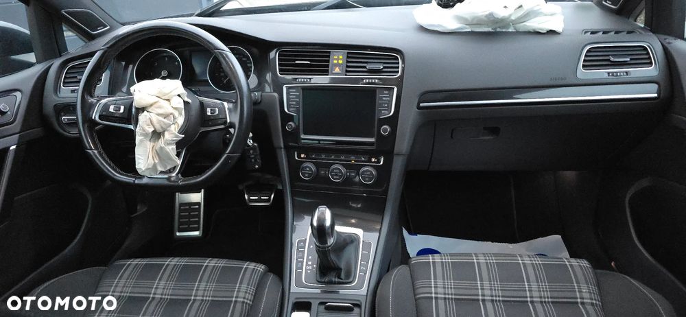 Volkswagen Golf GTD 2.0 TDI SCR DSG - 9