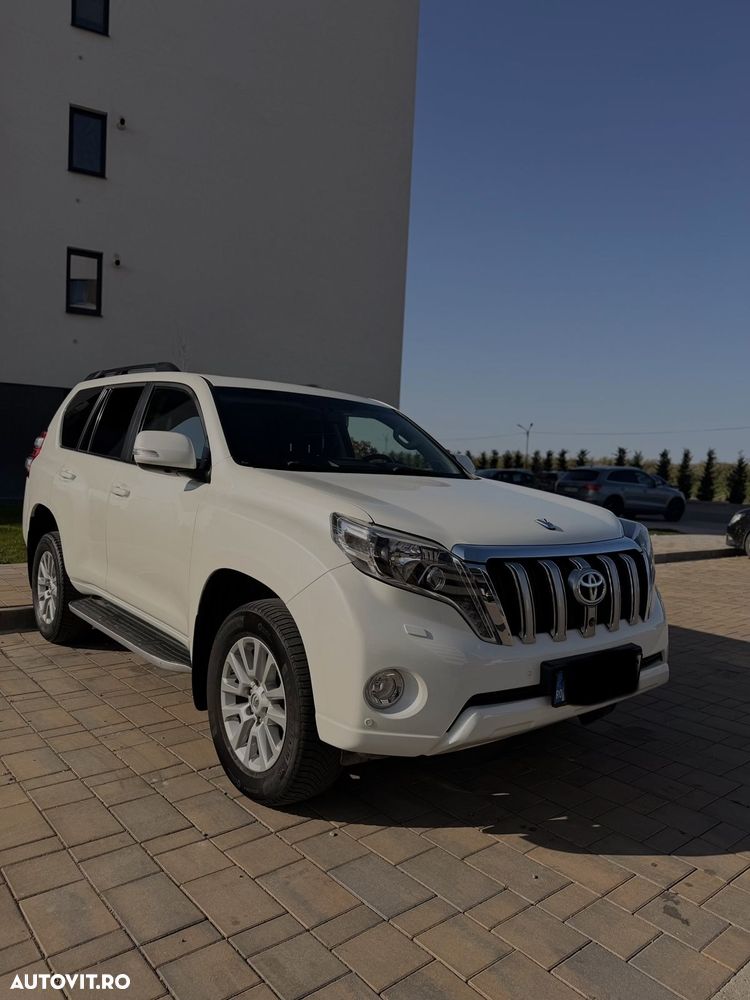 Toyota Land Cruiser 3.0l Turbo D-4D Aut. AVS 7 Locuri Luxury - 1