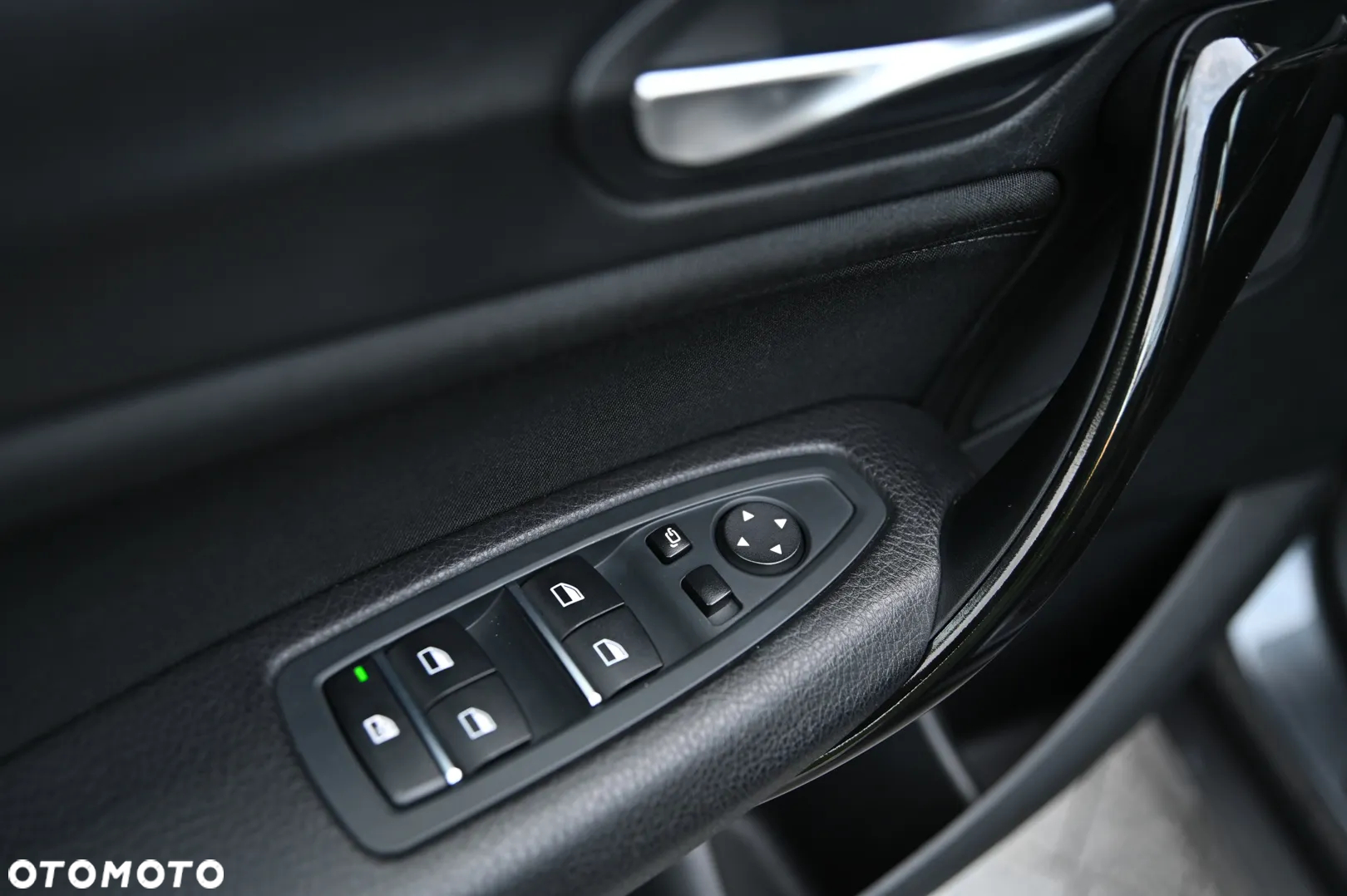 BMW Seria 1 - 25
