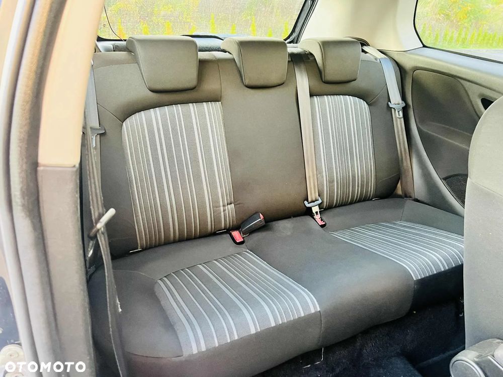 Fiat Punto Evo 1.4 8V Active - 27