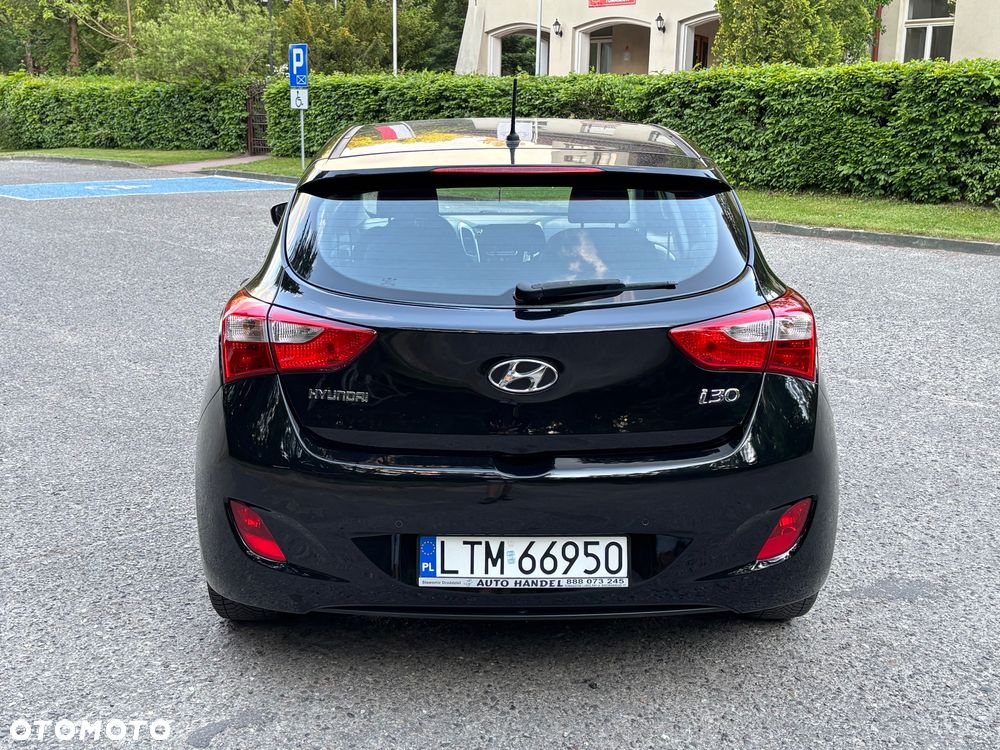Hyundai i30 - 23