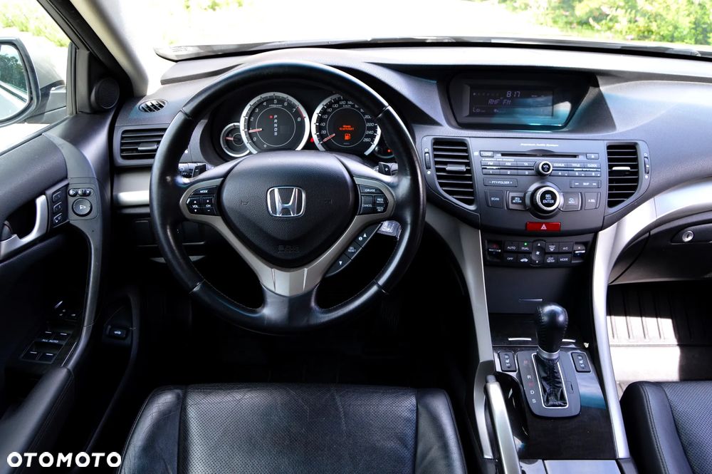Honda Accord 2.4 Executive - 16