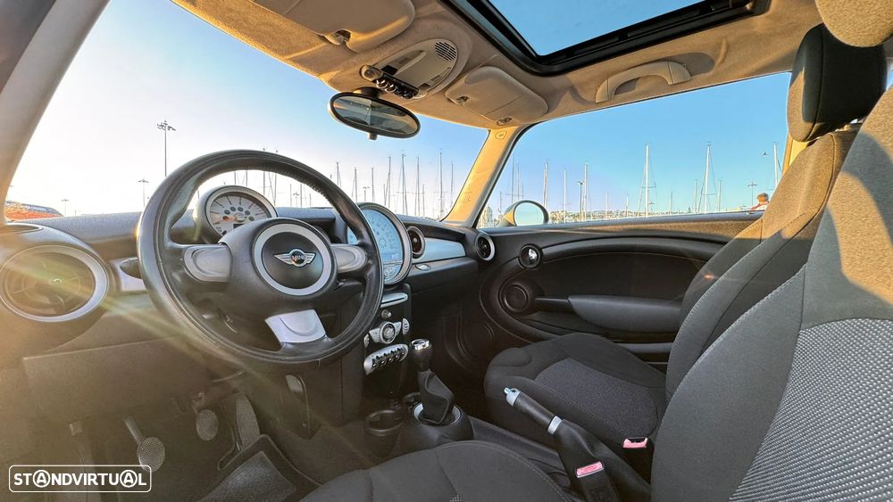 MINI 3 Portas Cooper D - 3