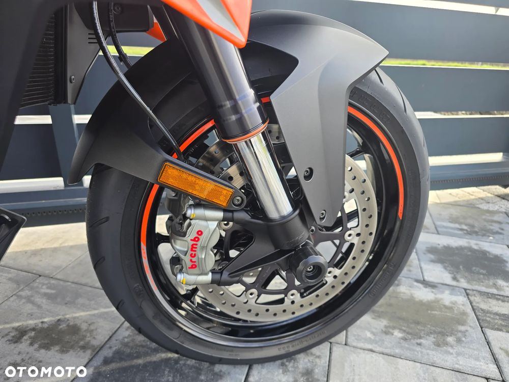 KTM Super Duke - 11