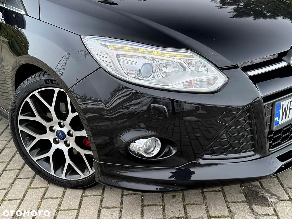 Ford Focus 1.6 EcoBoost Titanium - 29
