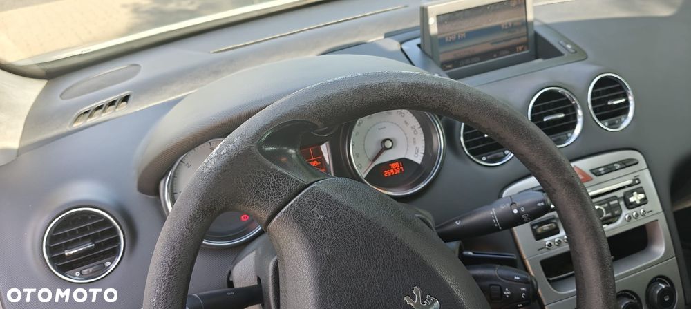 Peugeot 308 1.6 HDi Premium - 20