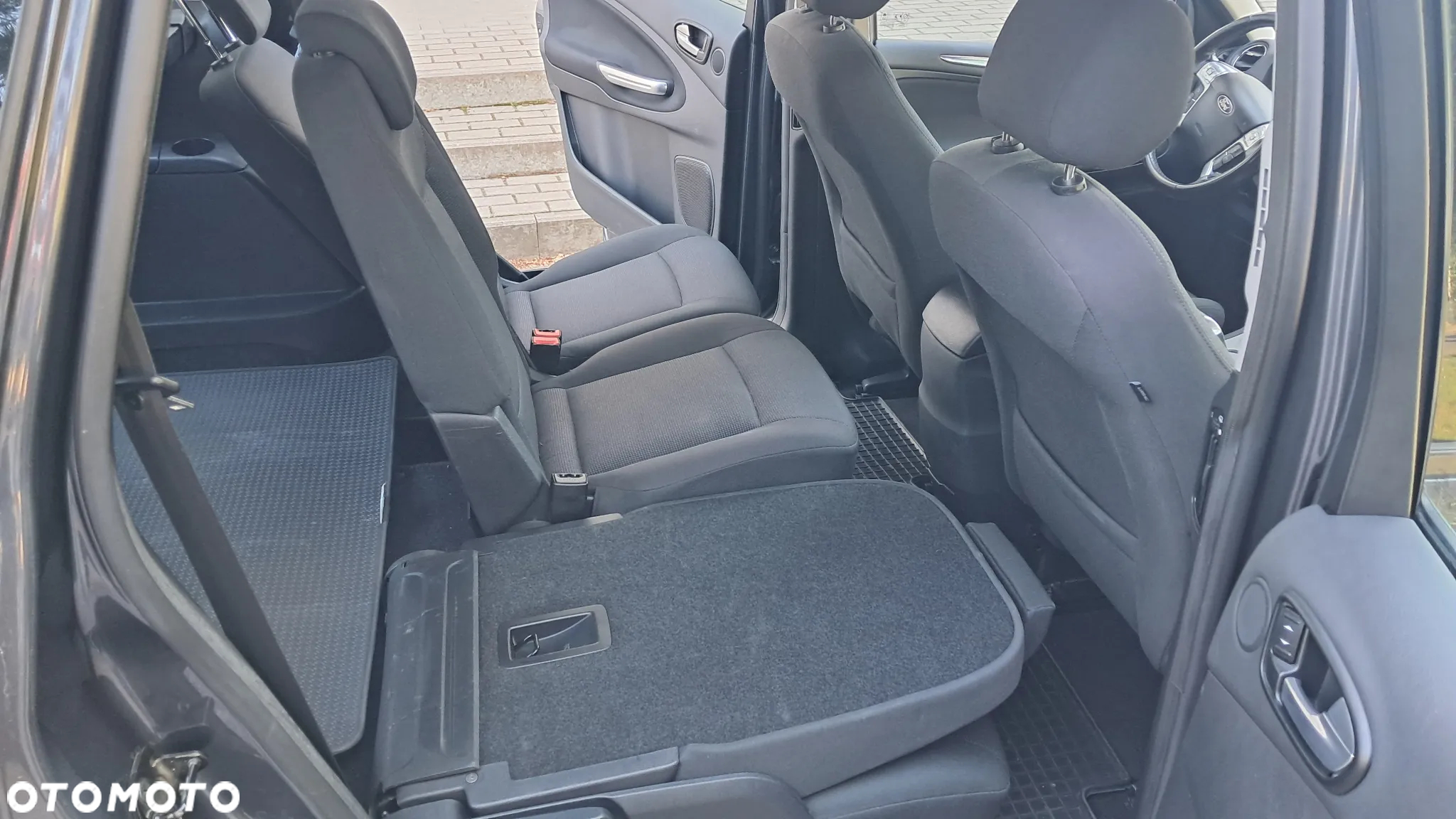 Ford S-Max 2.0 Titanium - 22