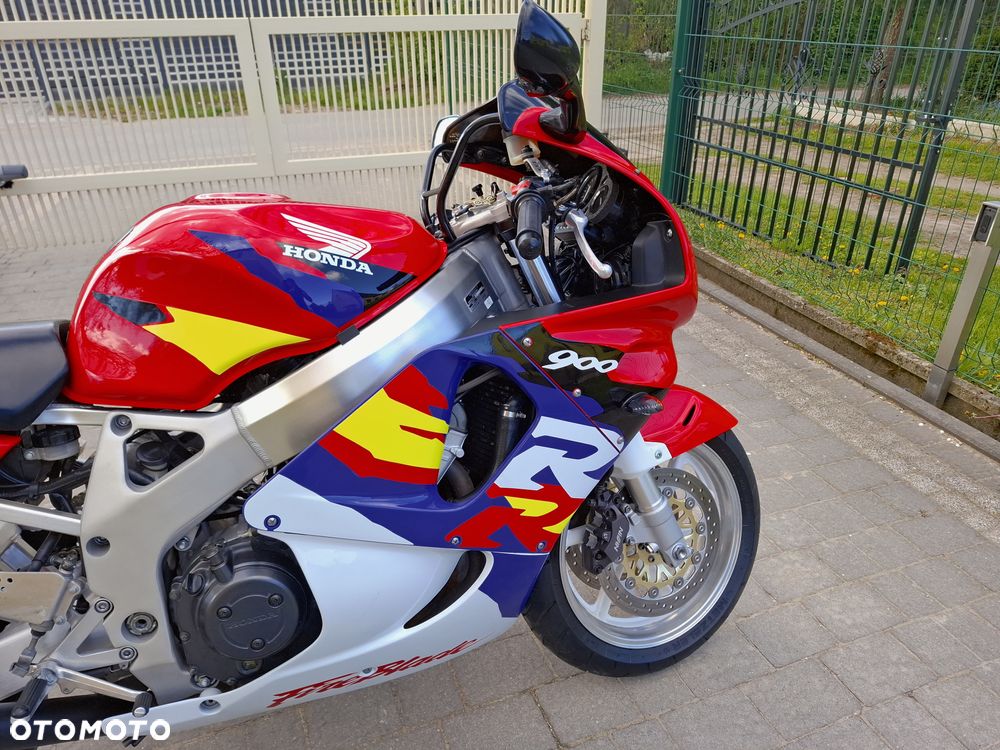 Honda CBR - 3