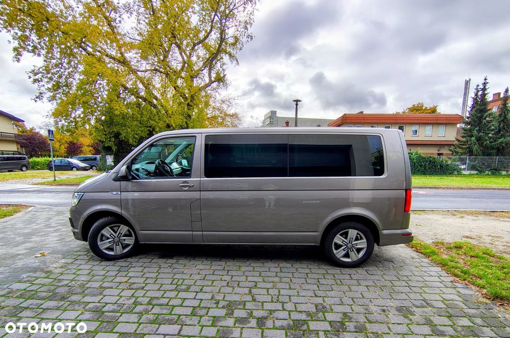 Volkswagen Multivan - 2