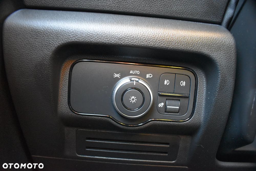 Mercedes-Benz Citan - 25