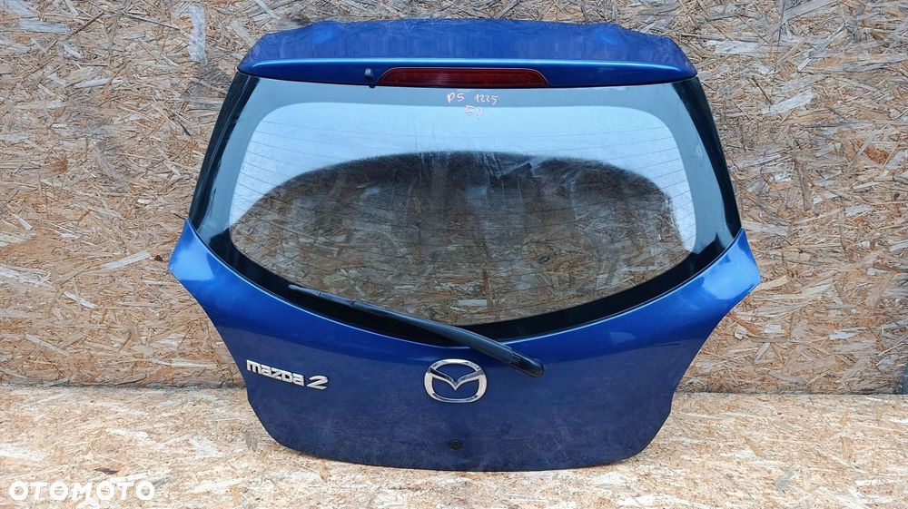 TYLNA KLAPA BAGAŻNIKA TYŁ SZYBA MAZDA 2 DE 2008 1.3 BENZ