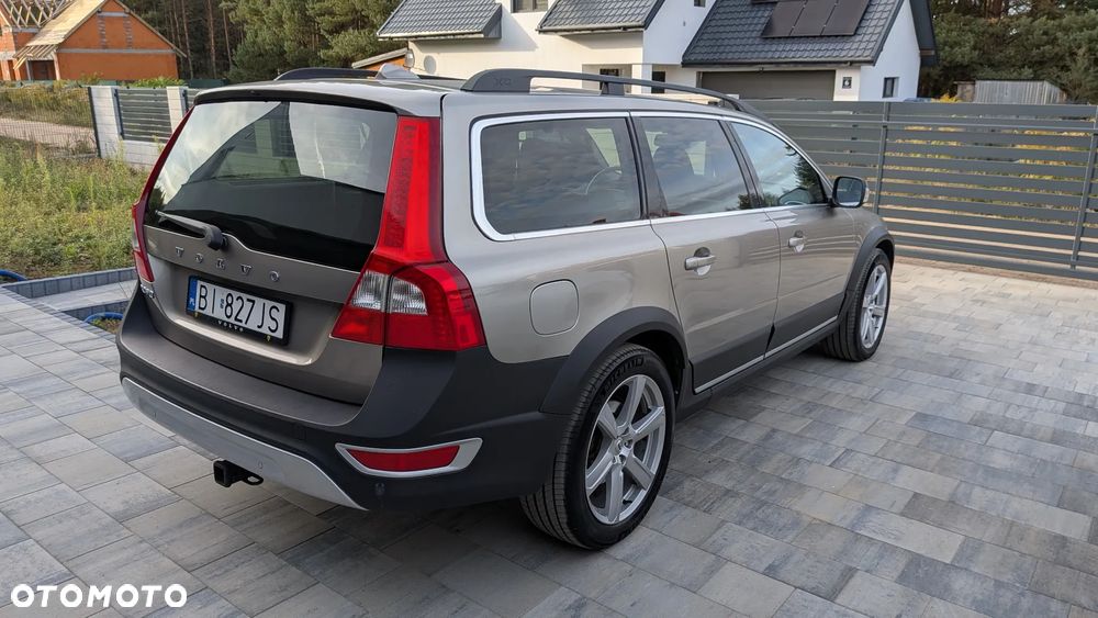 Volvo XC 70 - 8