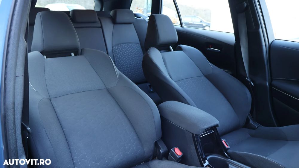 Toyota Corolla 1.8 Hybrid Touring Sports Business Edition - 14