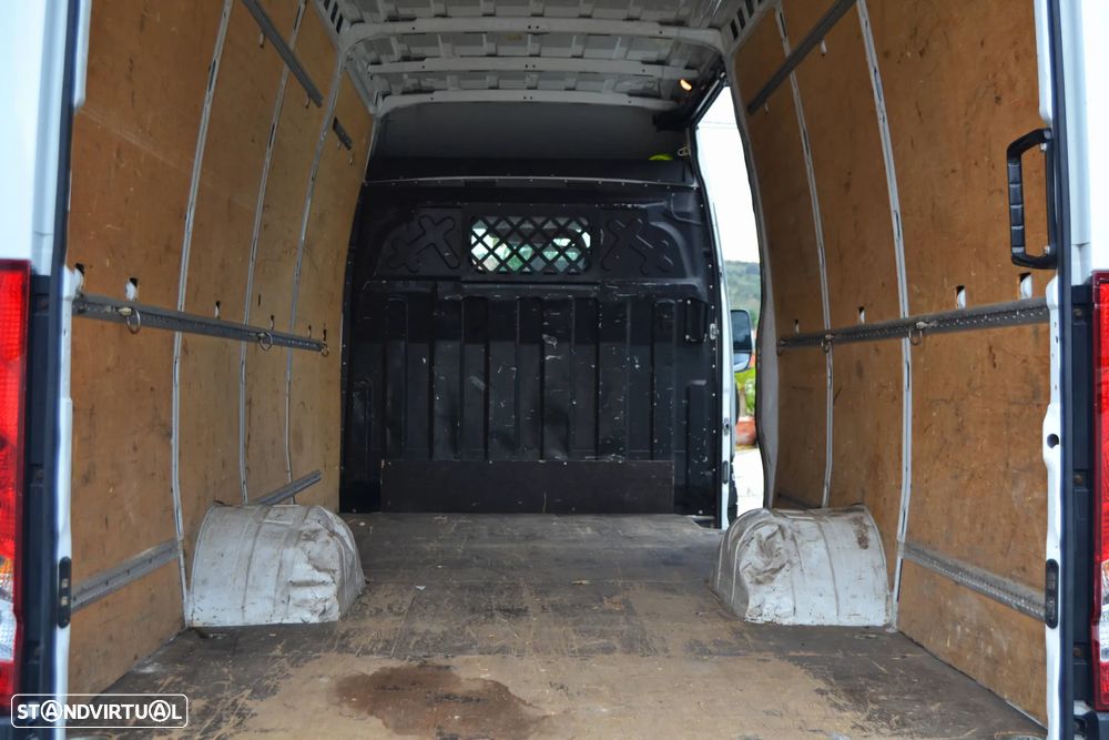 Iveco Daily 35C13 Rodado Duplo - IVA DEDUTÍVEL - 14