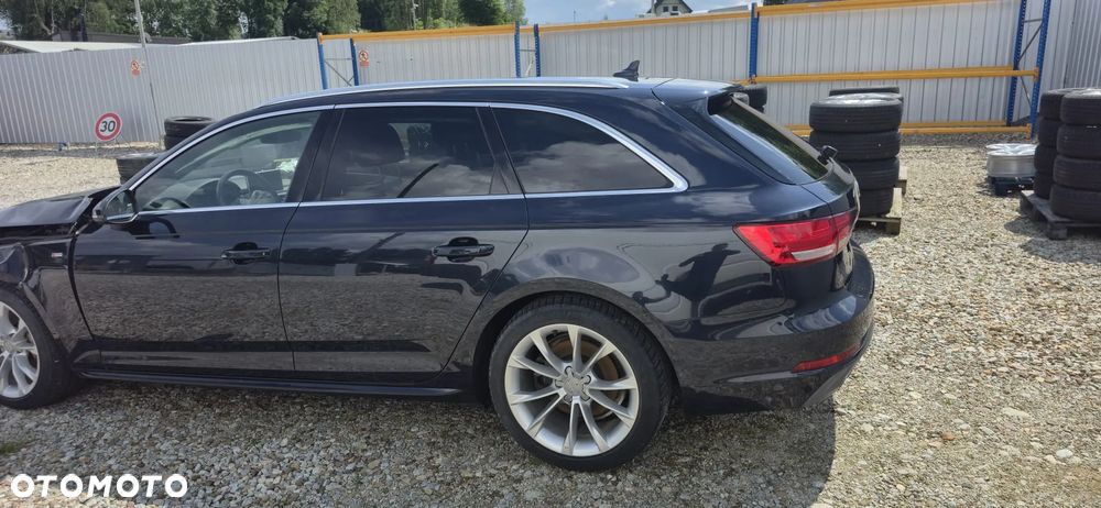 Audi A4 Allroad - 10