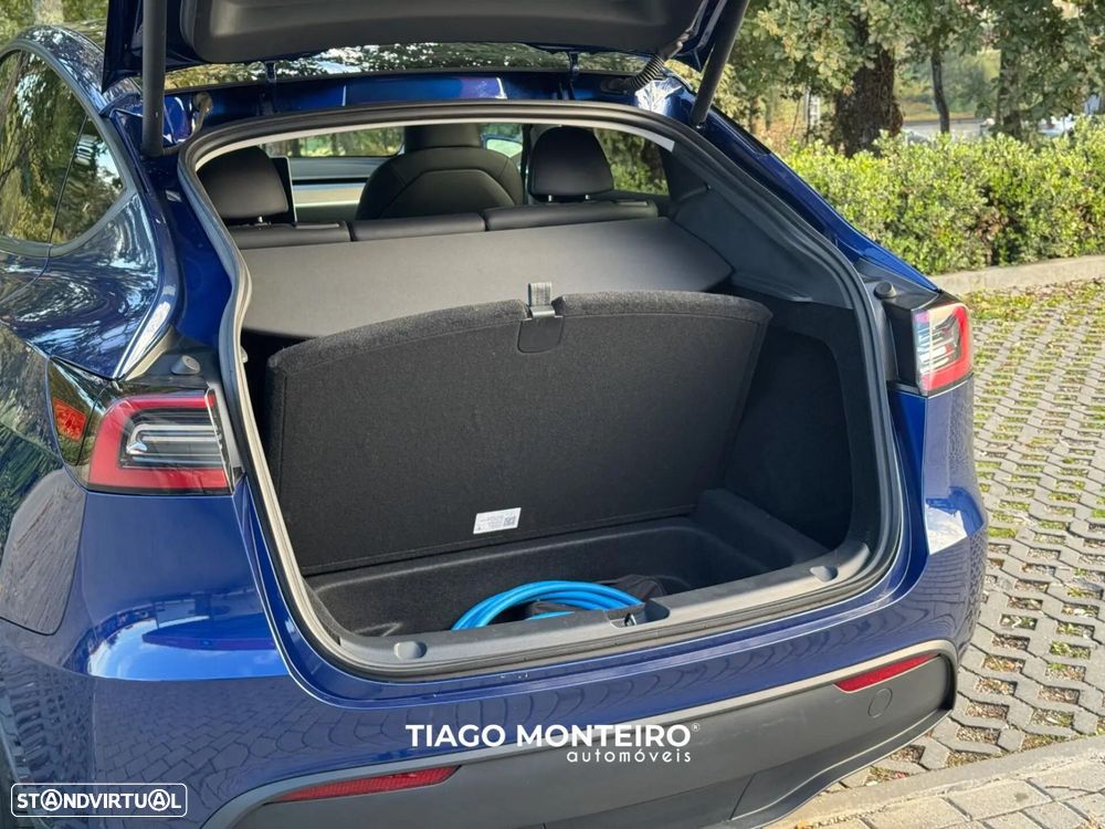 Tesla Model Y Tração Traseira - 45