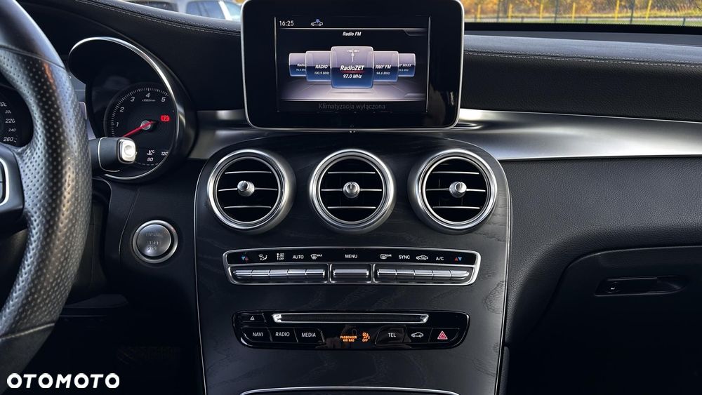 Mercedes-Benz GLC - 15