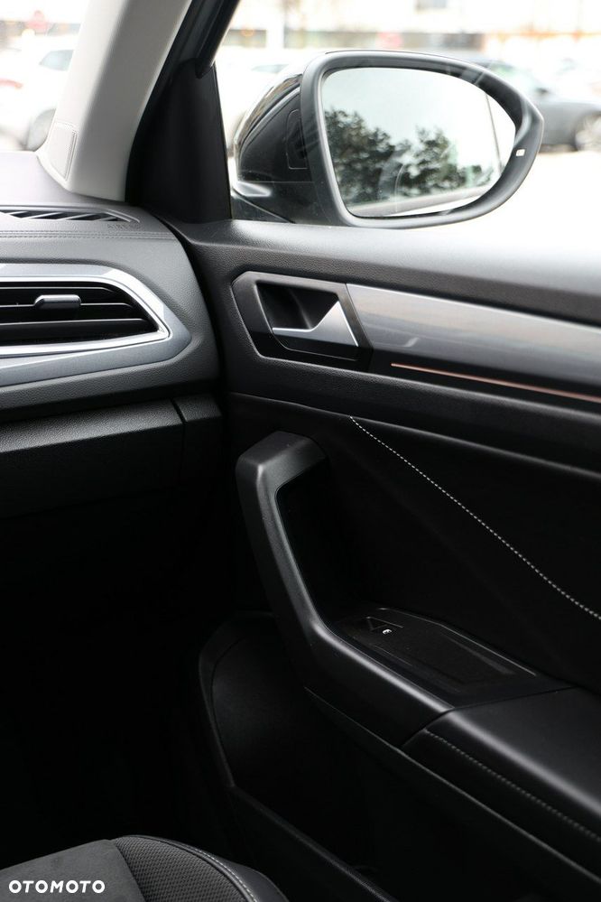Volkswagen T-Roc 2.0 TDI SCR Style DSG - 32