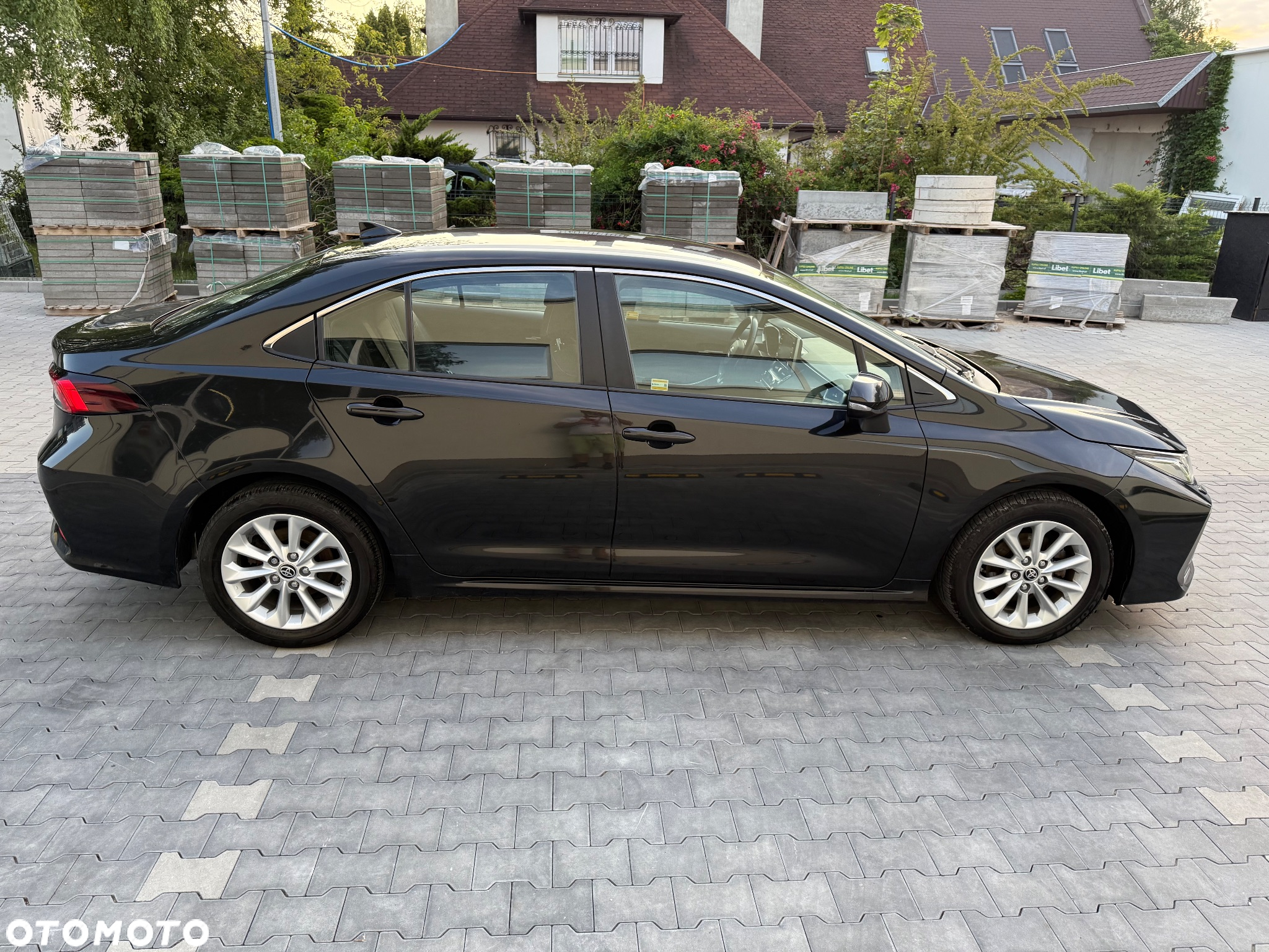 Toyota Corolla 1.8 Hybrid GPF Comfort - 13