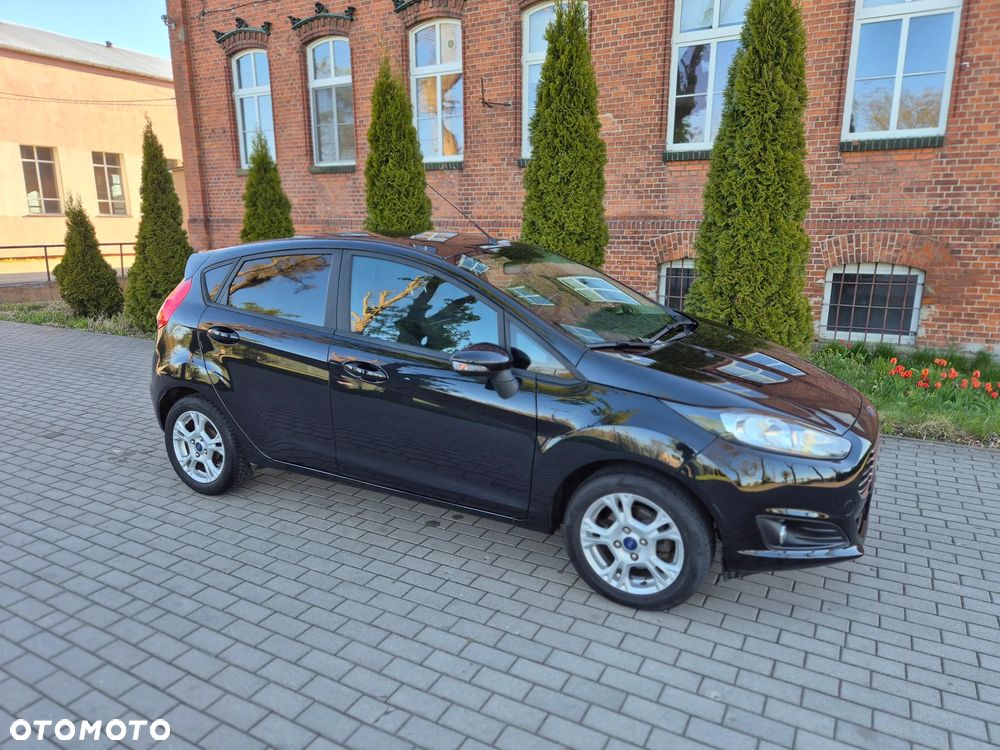 Ford Fiesta 1.25 Ambiente EU5 - 23