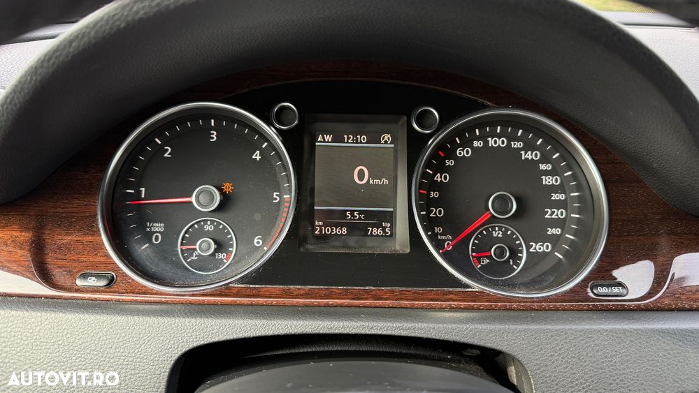 Volkswagen Passat 2.0 TDI Blue TDI DSG Highline - 6