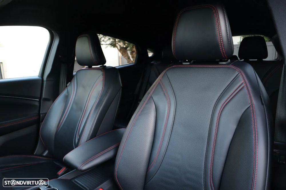 Ford Mustang Mach-E 98.7 kWh Premium AWD - 23