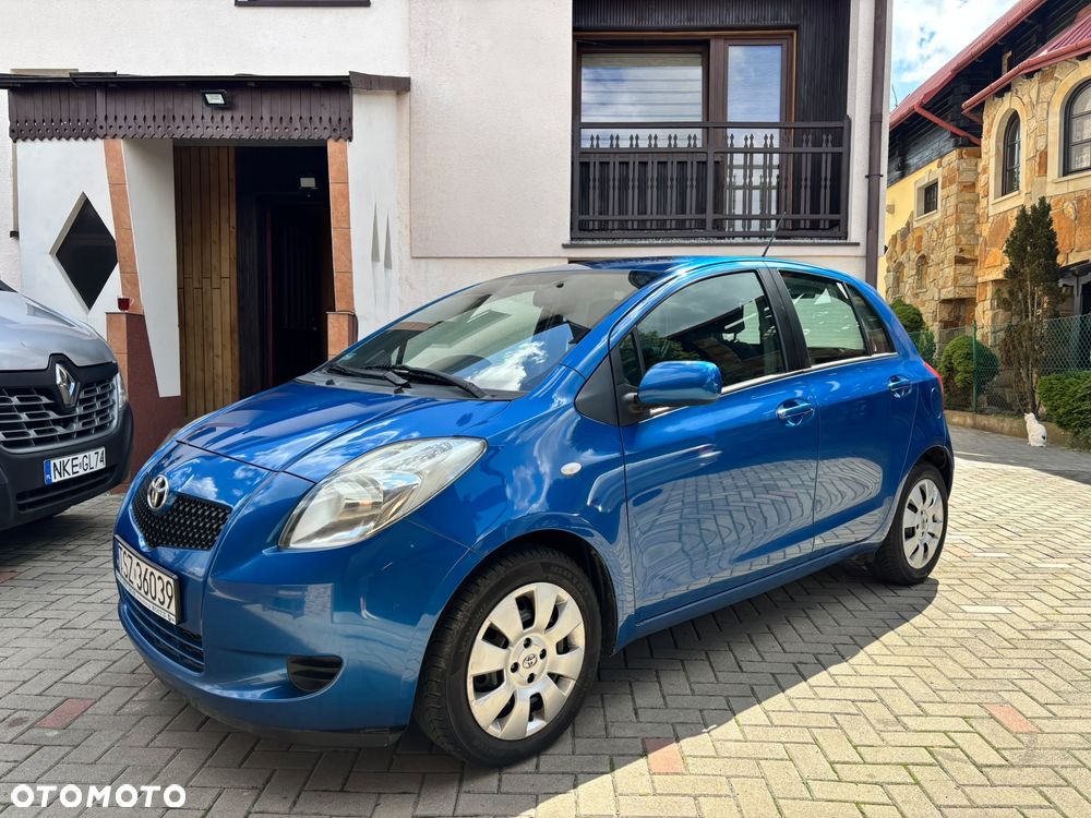 Toyota Yaris 1.3 Luna - 1