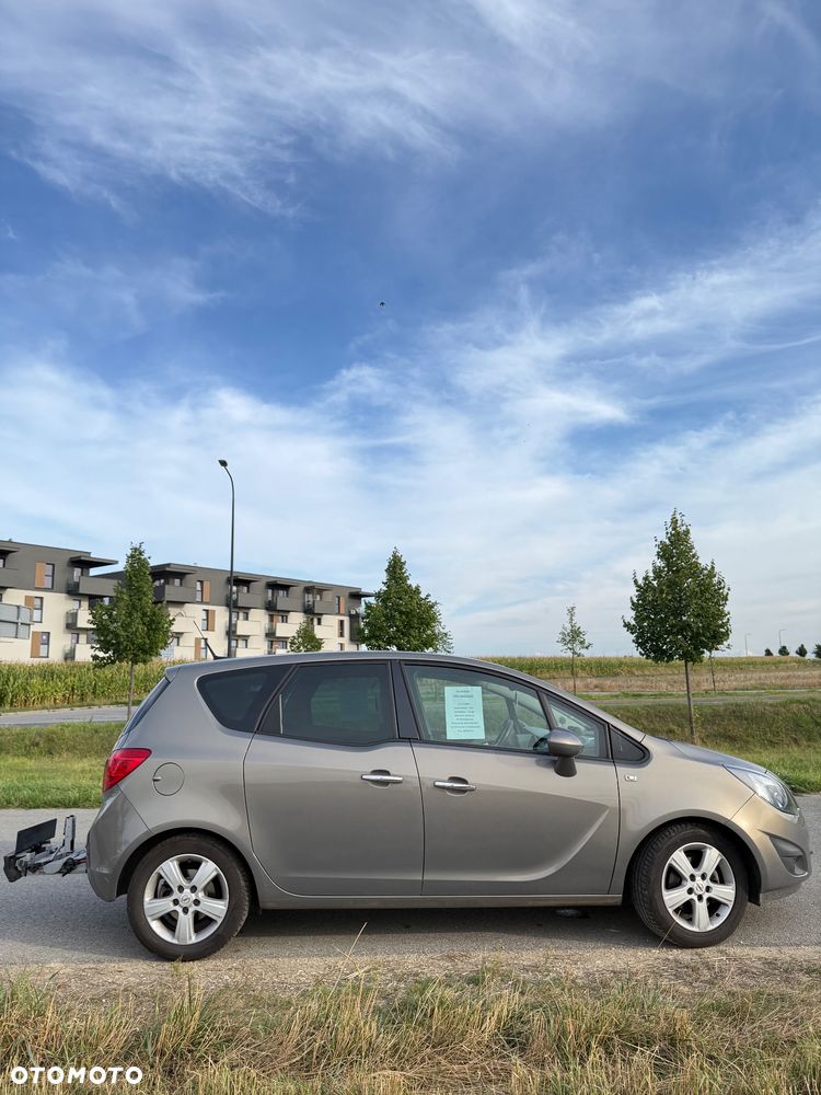 Opel Meriva 1.4 T Cosmo - 4