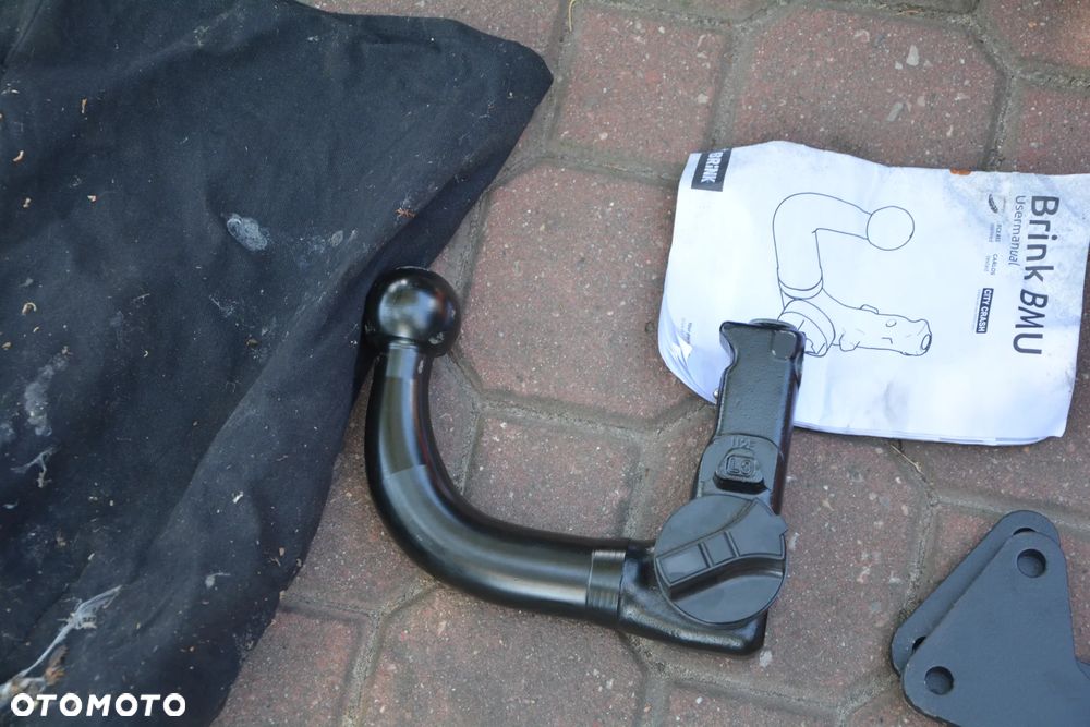 Peugeot 5008 2017 -  hak wypinany Westfalia na klucz - 5