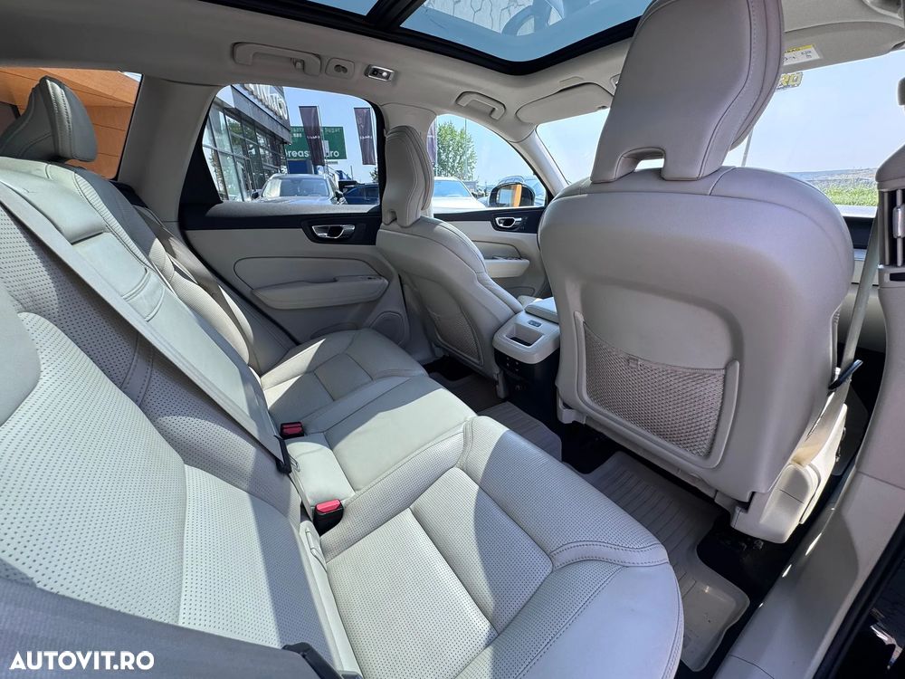 Volvo XC 60 D5 AWD Inscription - 6