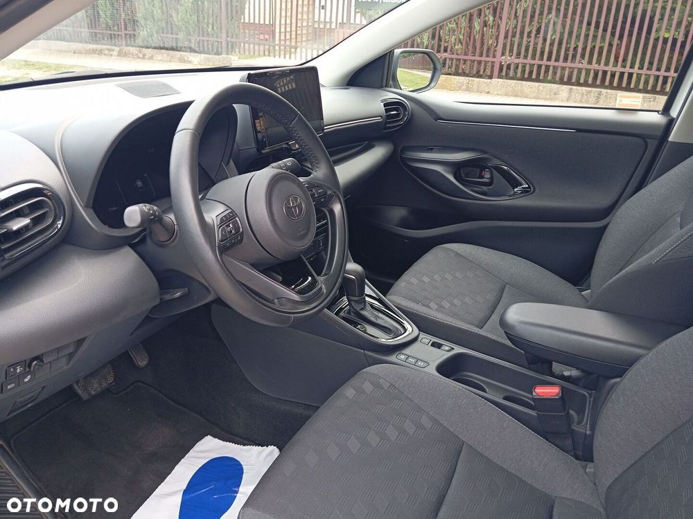 Toyota Yaris Hybrid 1.5 Style - 10