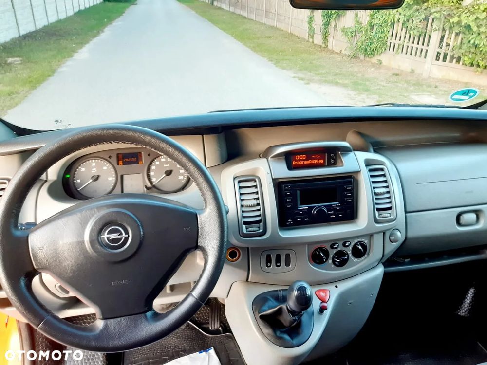 Opel Vivaro - 35
