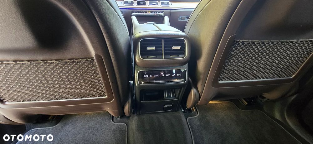 Mercedes-Benz GLE - 18